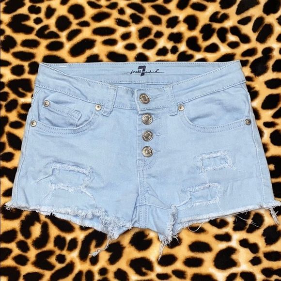 •7 FOR ALL MAN KIND•LIGHT WASH DISTRESSED LITTLE GIRLS SHORTS SIZE 12 EUC - Picture 2 of 7